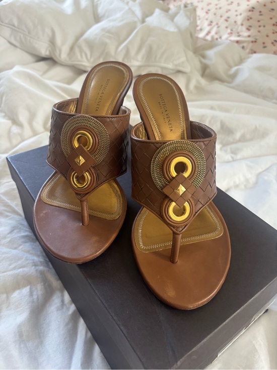 Bottega Veneta Shoes - Bottega Veneta Intreciatto Weave Brown Leather Sandals